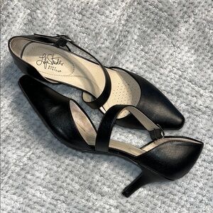 Life Stride Black Mary Jane Heels with Medium Heel
